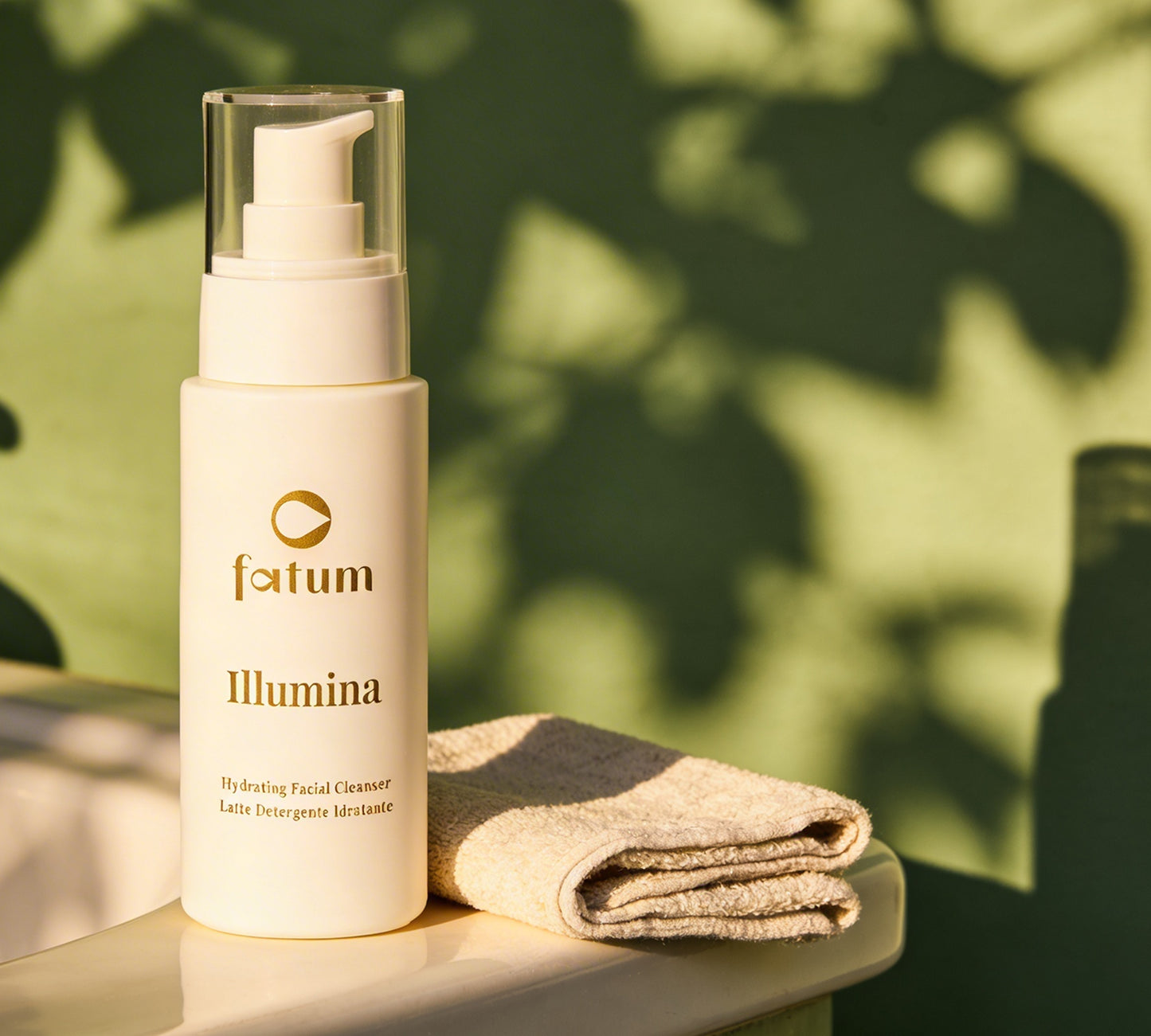 Hydrating Facial Cleanser - 100 ml